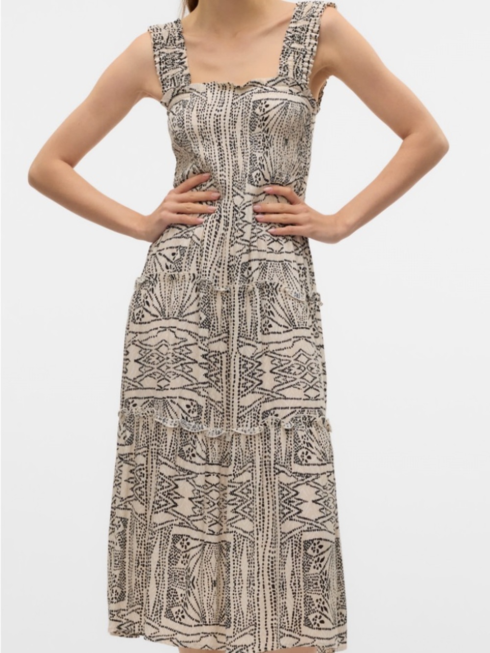 Vero Moda Smocked Beige and Black Printed Tiered Midi Dress